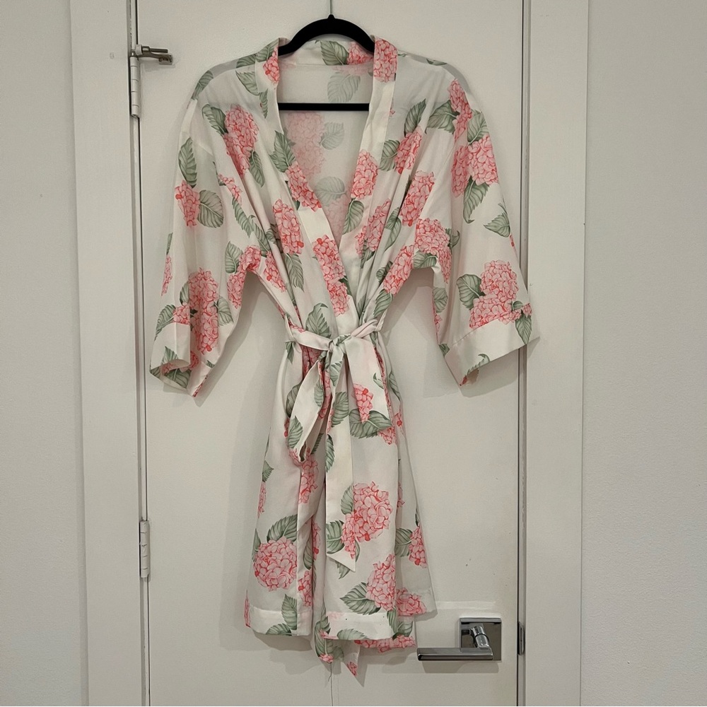 White and Pink Plush Robe Intimates & Sleepwear